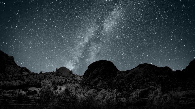 江西救护车 800 公里收 2.8 万被停运，该***中还有哪些疑点？这个收费贵不贵？